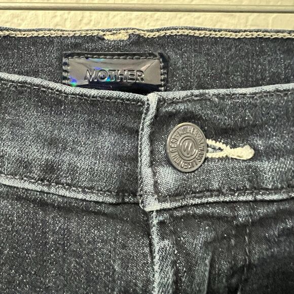 Mother The Hustler Ankle Corner Piece Size 27 Dark Wash - Picture 3 of 7